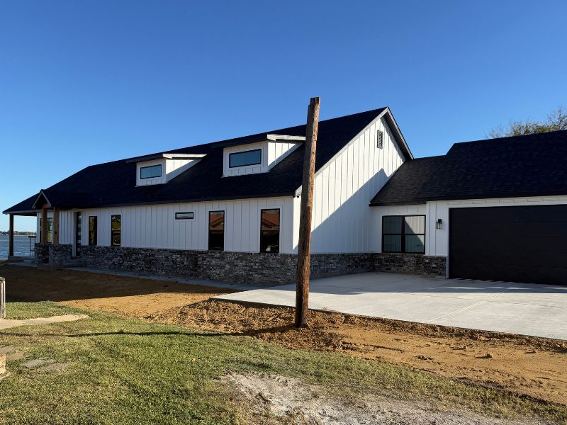 modern-barndominium-custom-home-east-texas