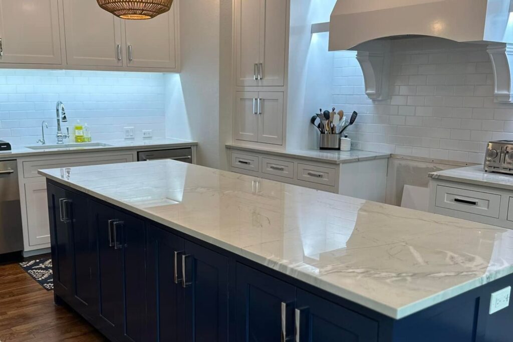 lake-house-kitchen-design-richland-chambers-lake
